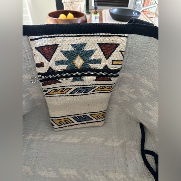 Isabel Marant. Darren tote bag. Multicolor. Used maybe twice. Great condition! - Picture 3 of 6